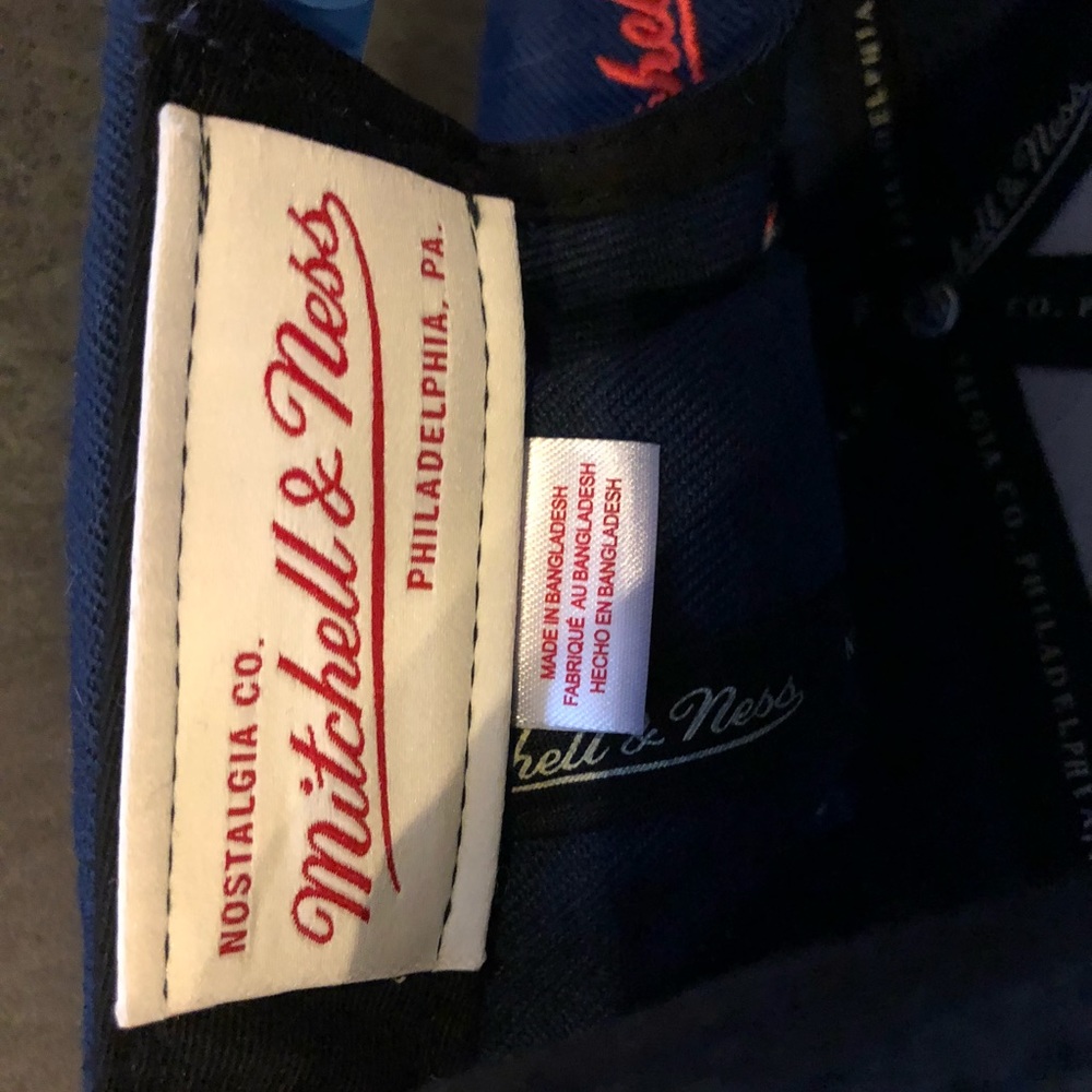 NBA OKC Mitchell & Ness SnapBack - Picture 3 of 4